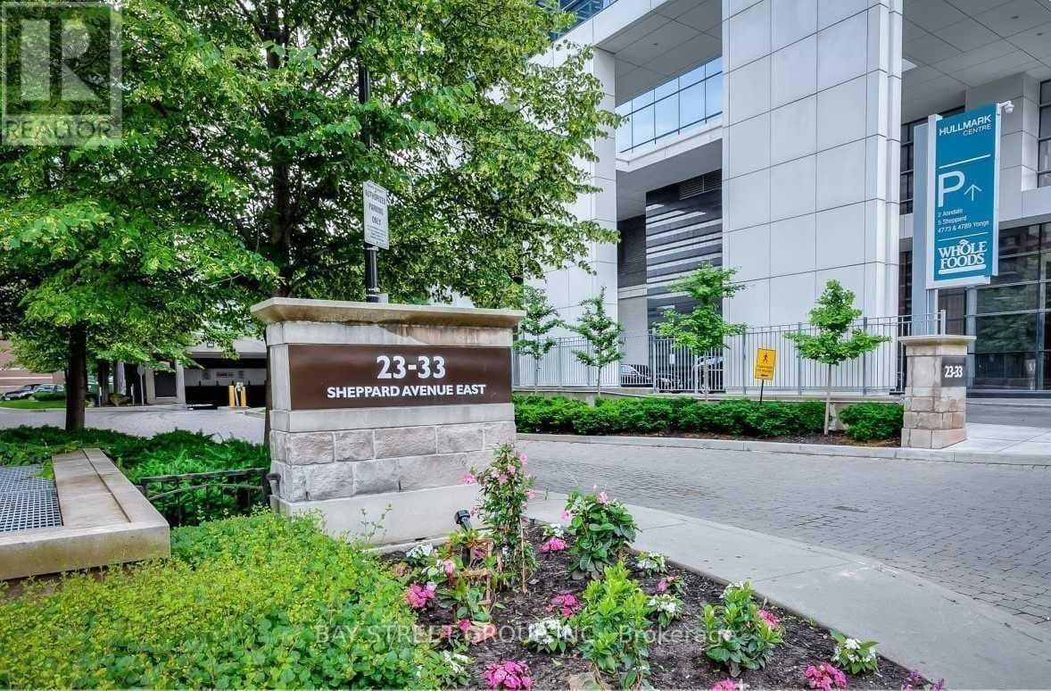33 Sheppard Avenue