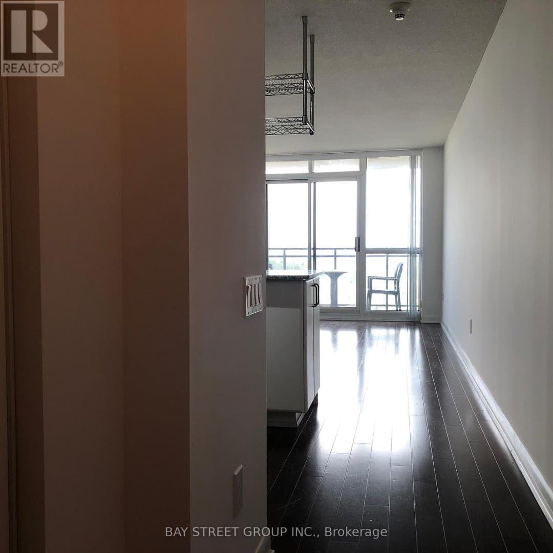 33 Sheppard Avenue - Photo 3