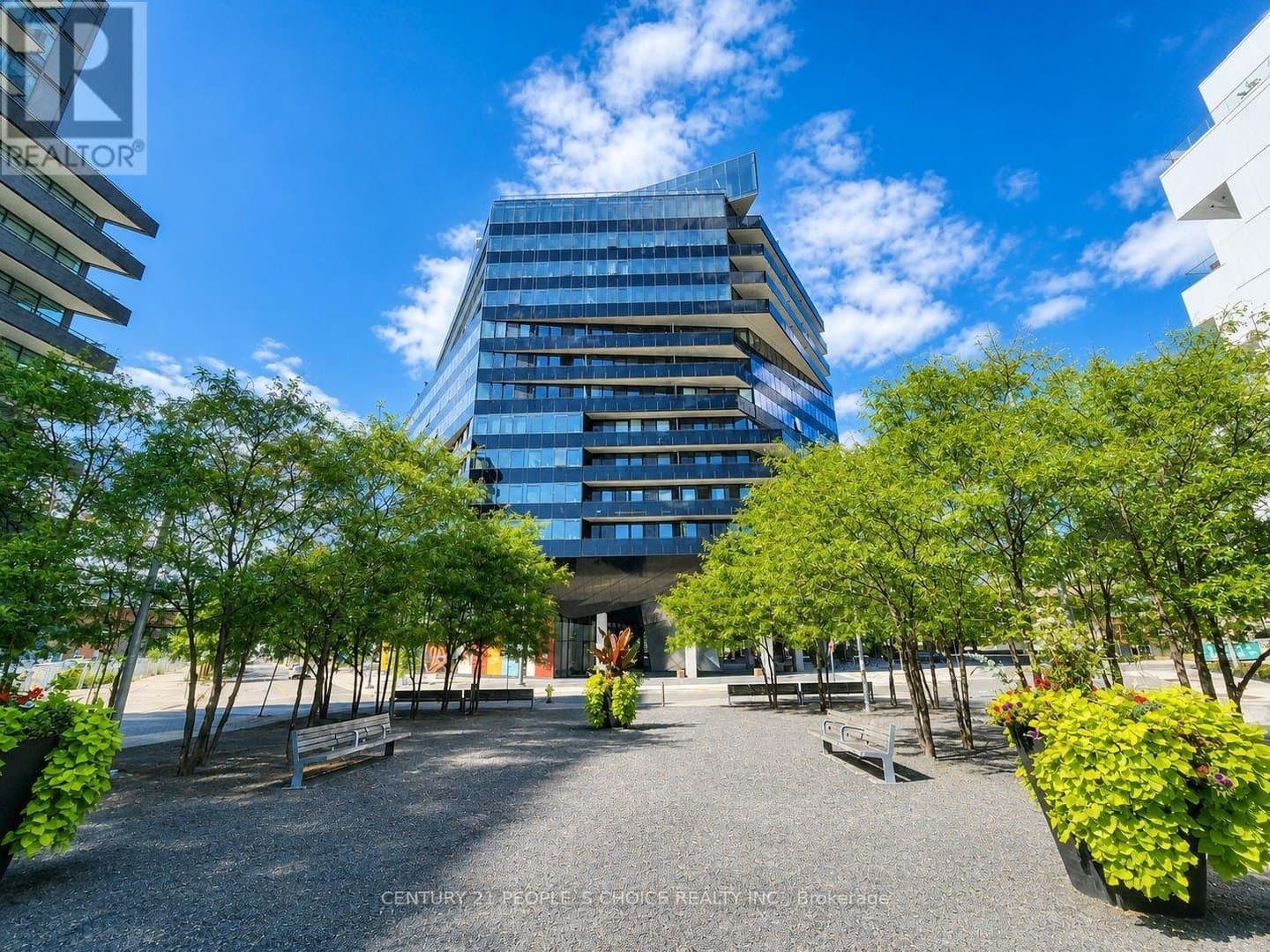 21 Lawren Harris Square