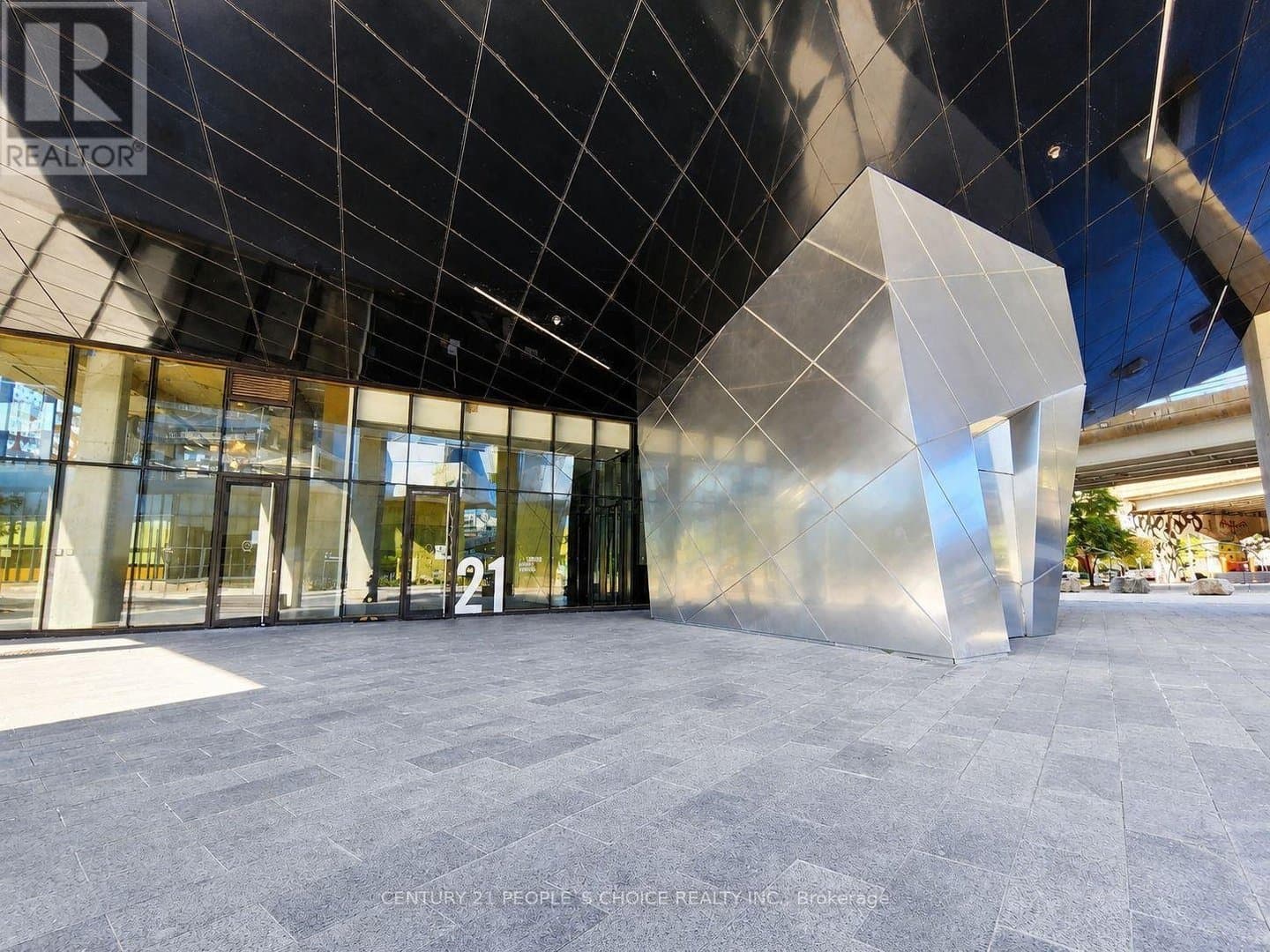 21 Lawren Harris Square - Photo 3