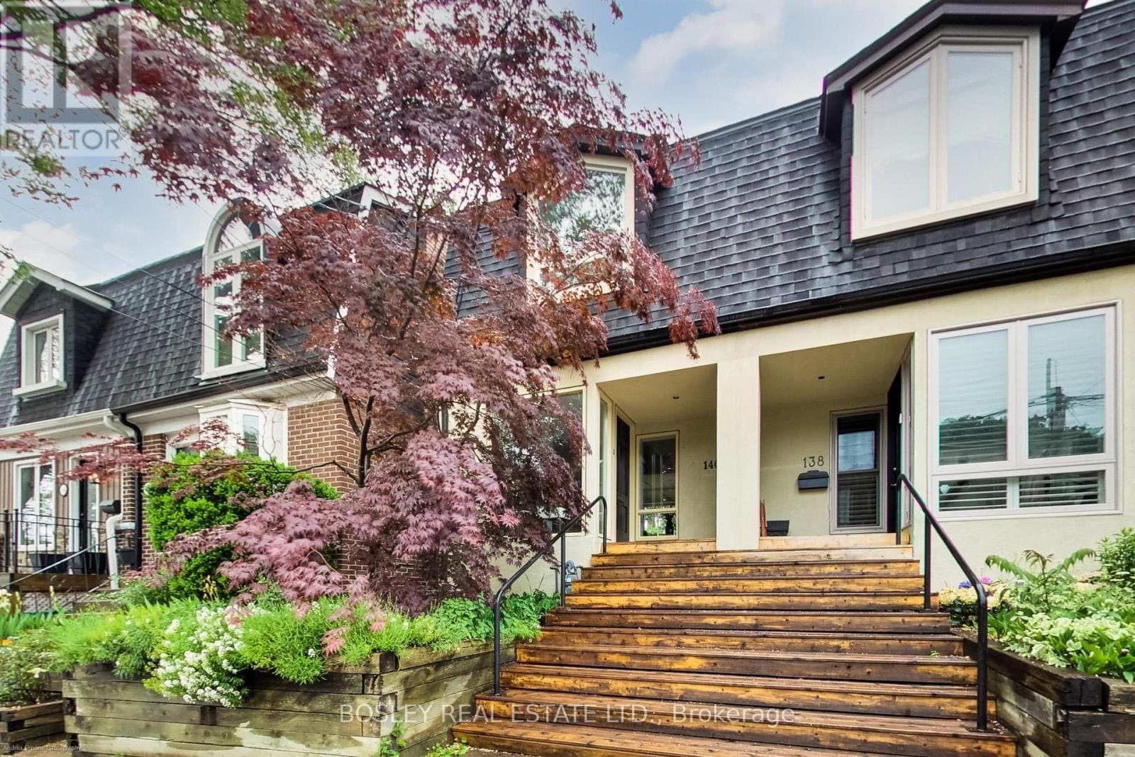 140 Helendale Avenue - Photo 2