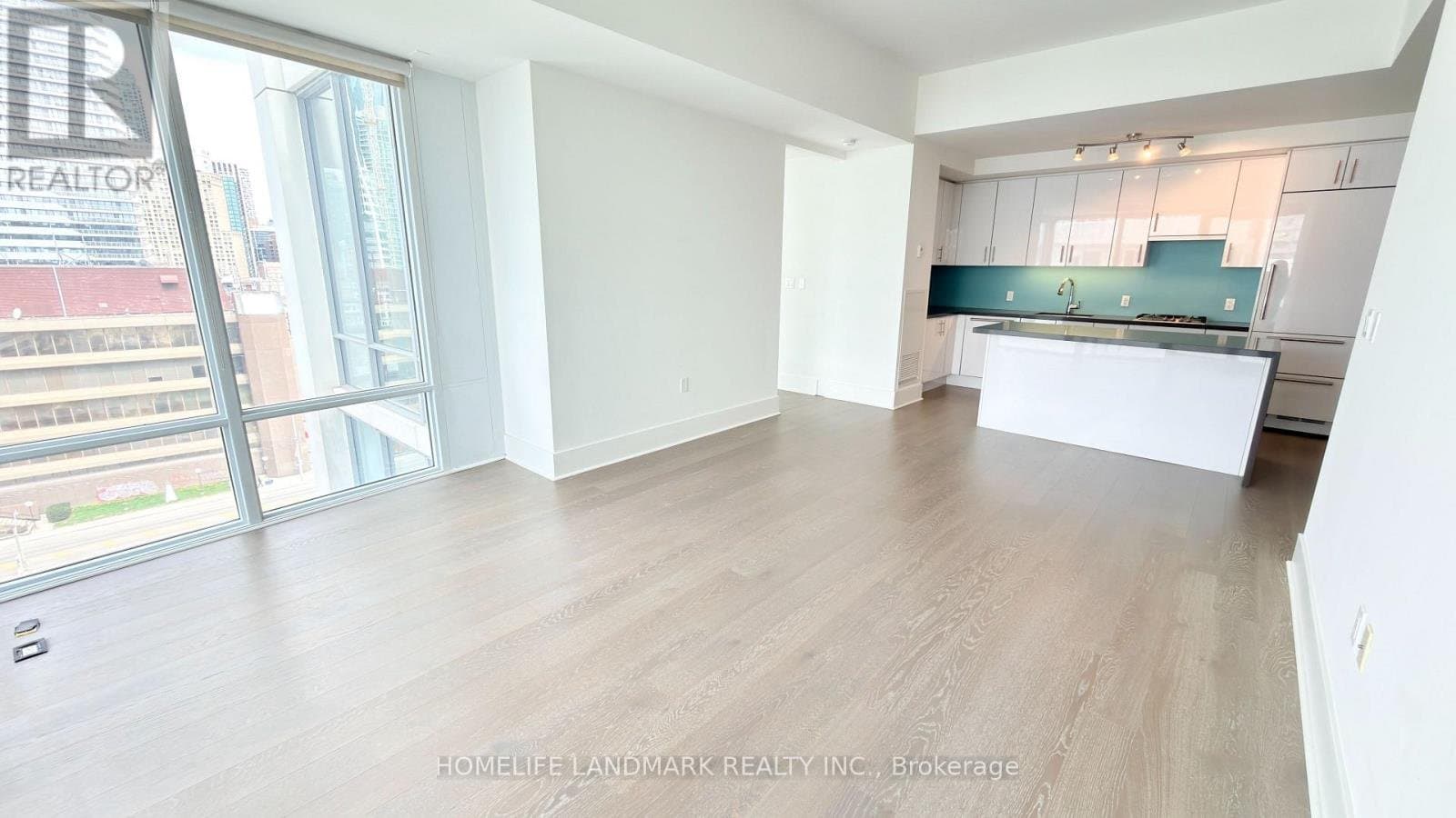 29 Queens Quay - Photo 3