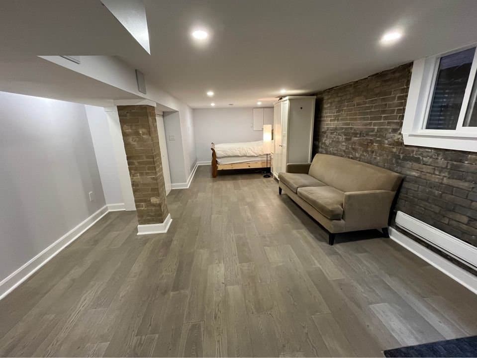 7 Hambly Avenue - Photo 1