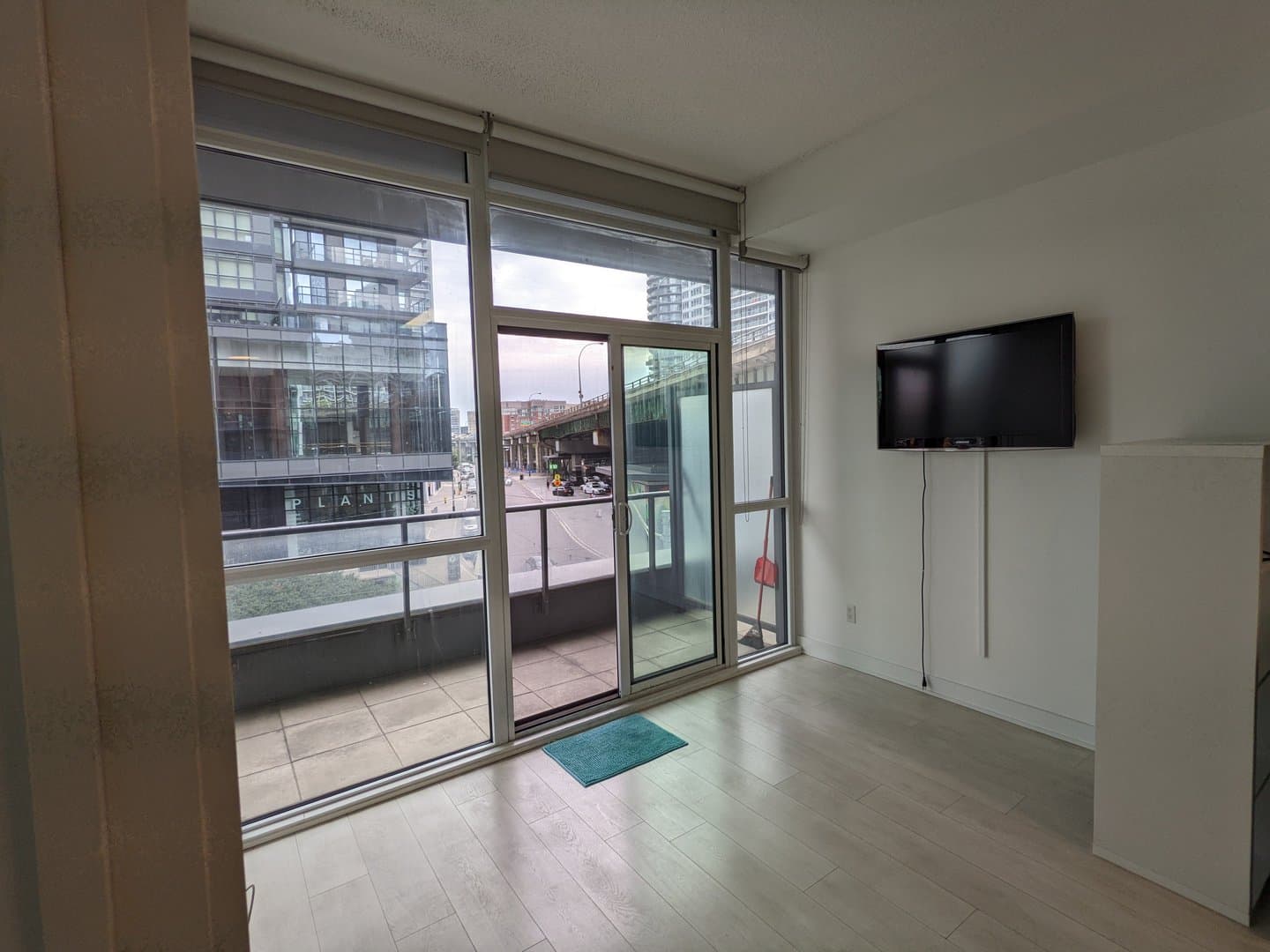 169 Fort York Boulevard - Photo 2