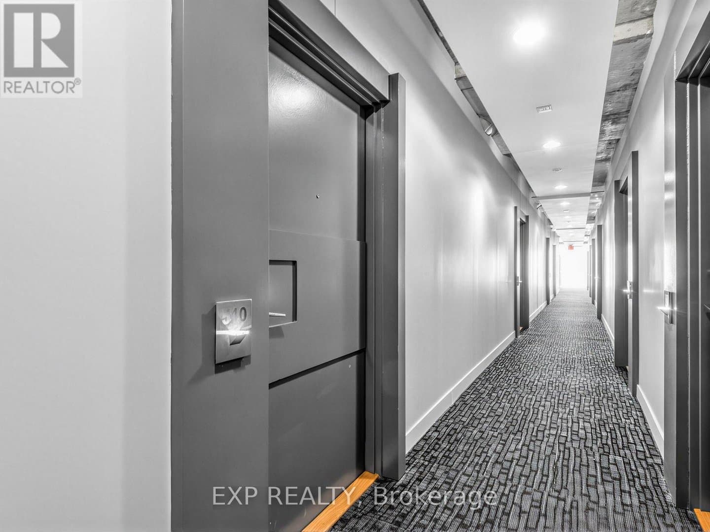 66 Portland Street - Photo 3