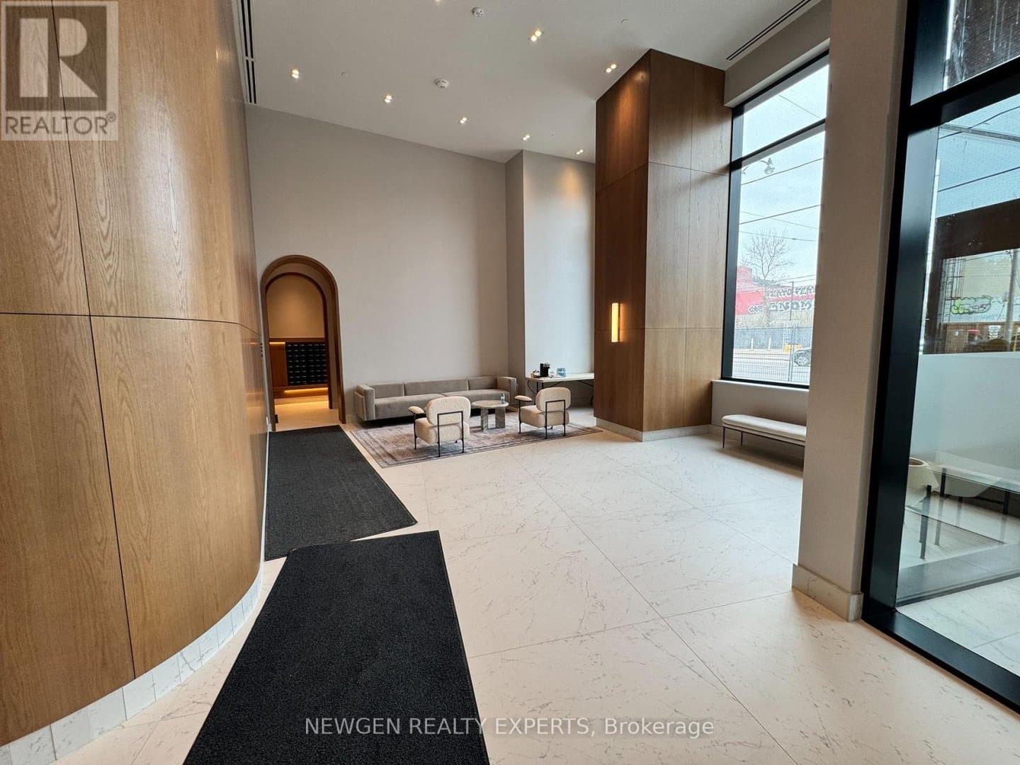 1185 Dupont Street - Photo 3