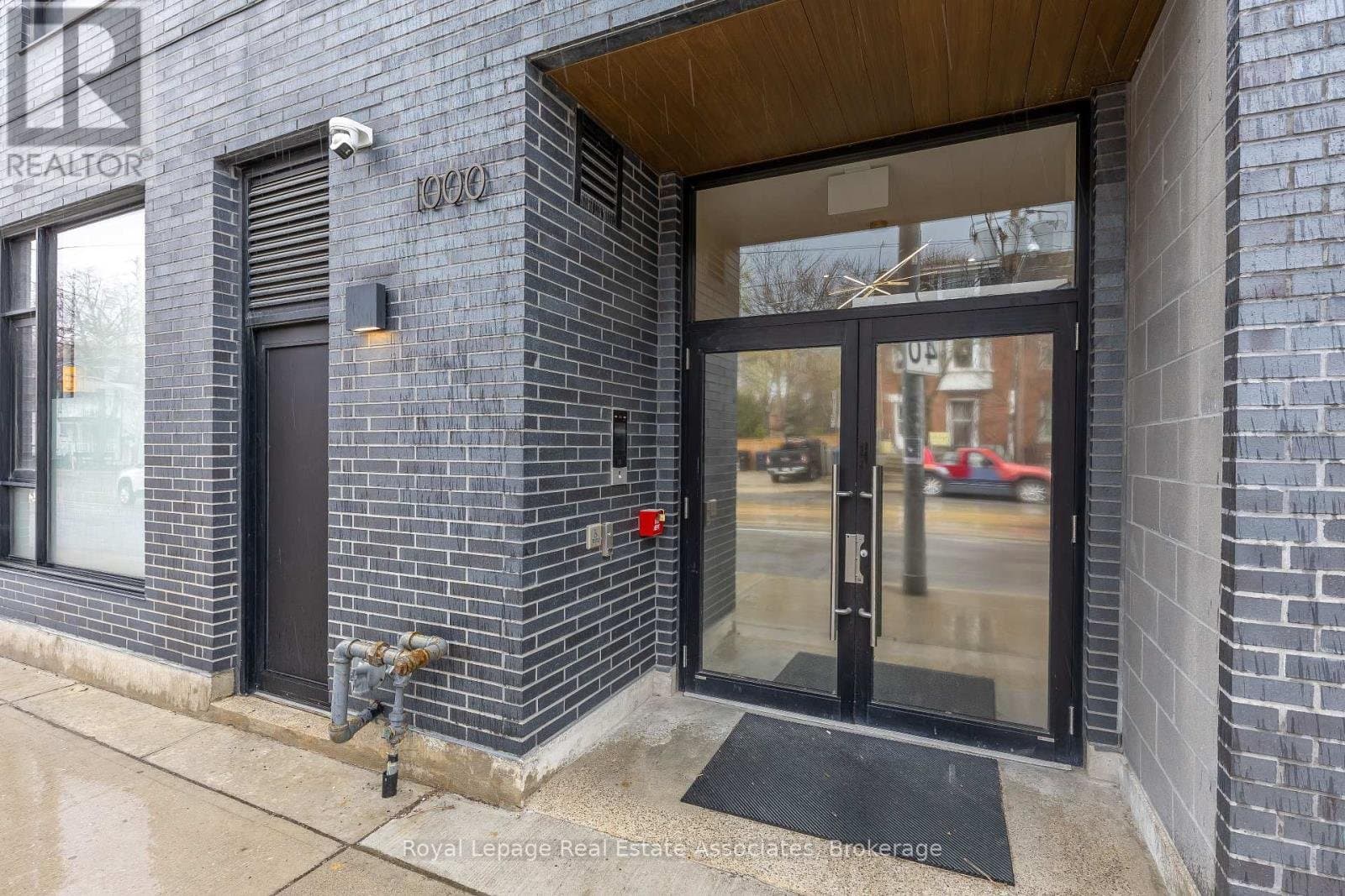 1000 Bathurst Street - Photo 2