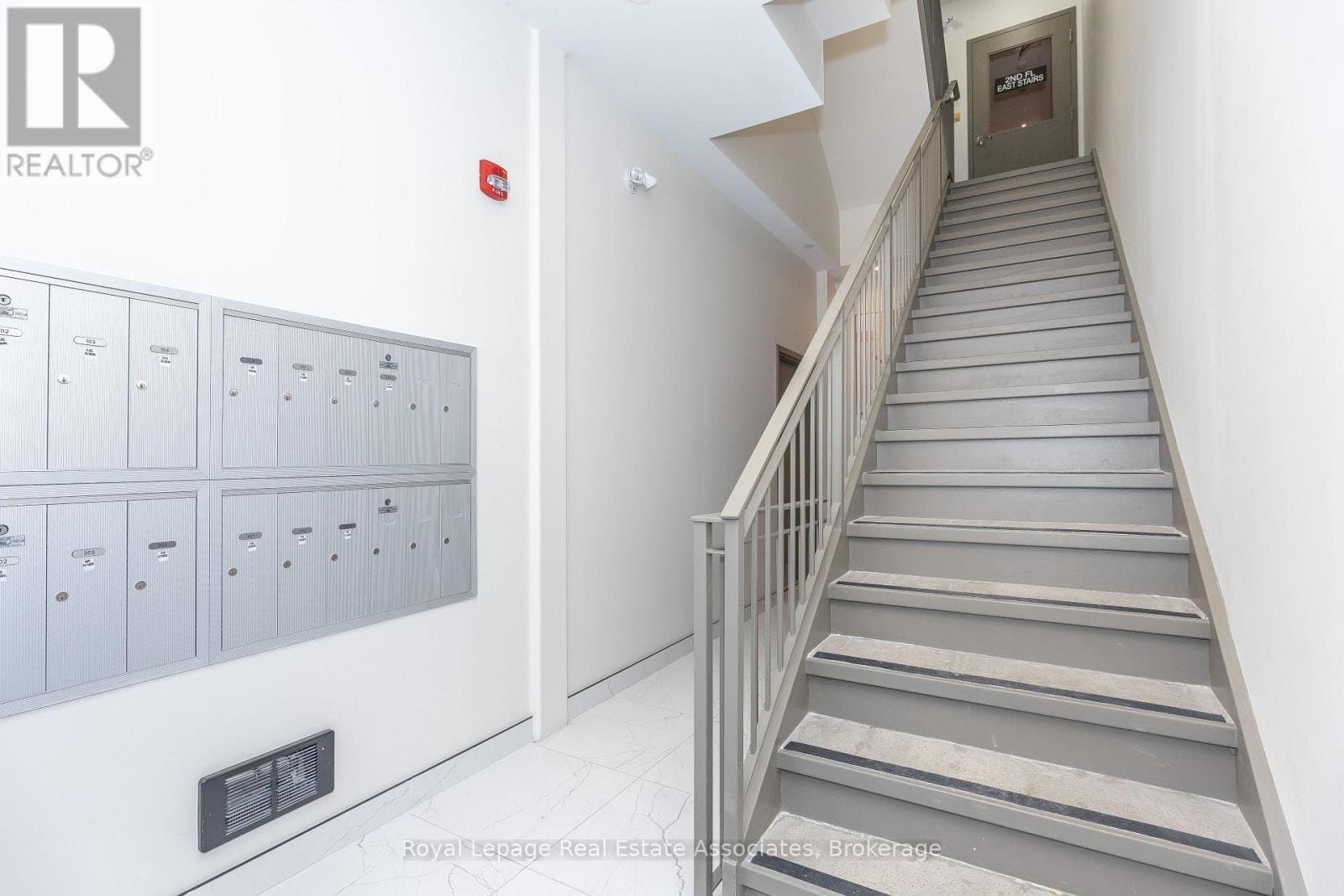 1000 Bathurst Street - Photo 3