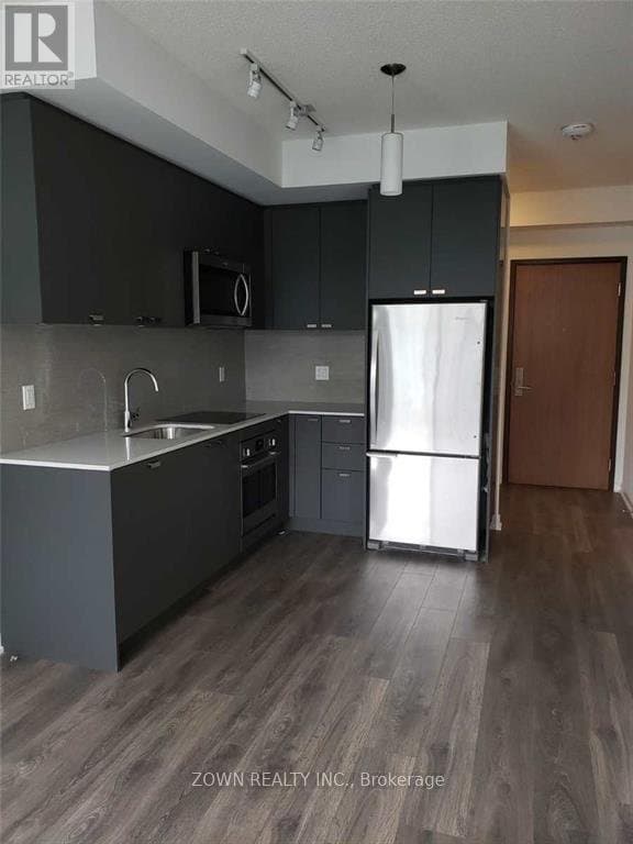 56 Forest Manor Road - Photo 2