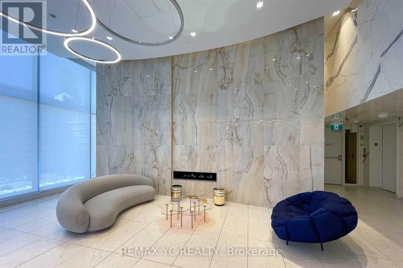 251 Jarvis Street - Photo 3