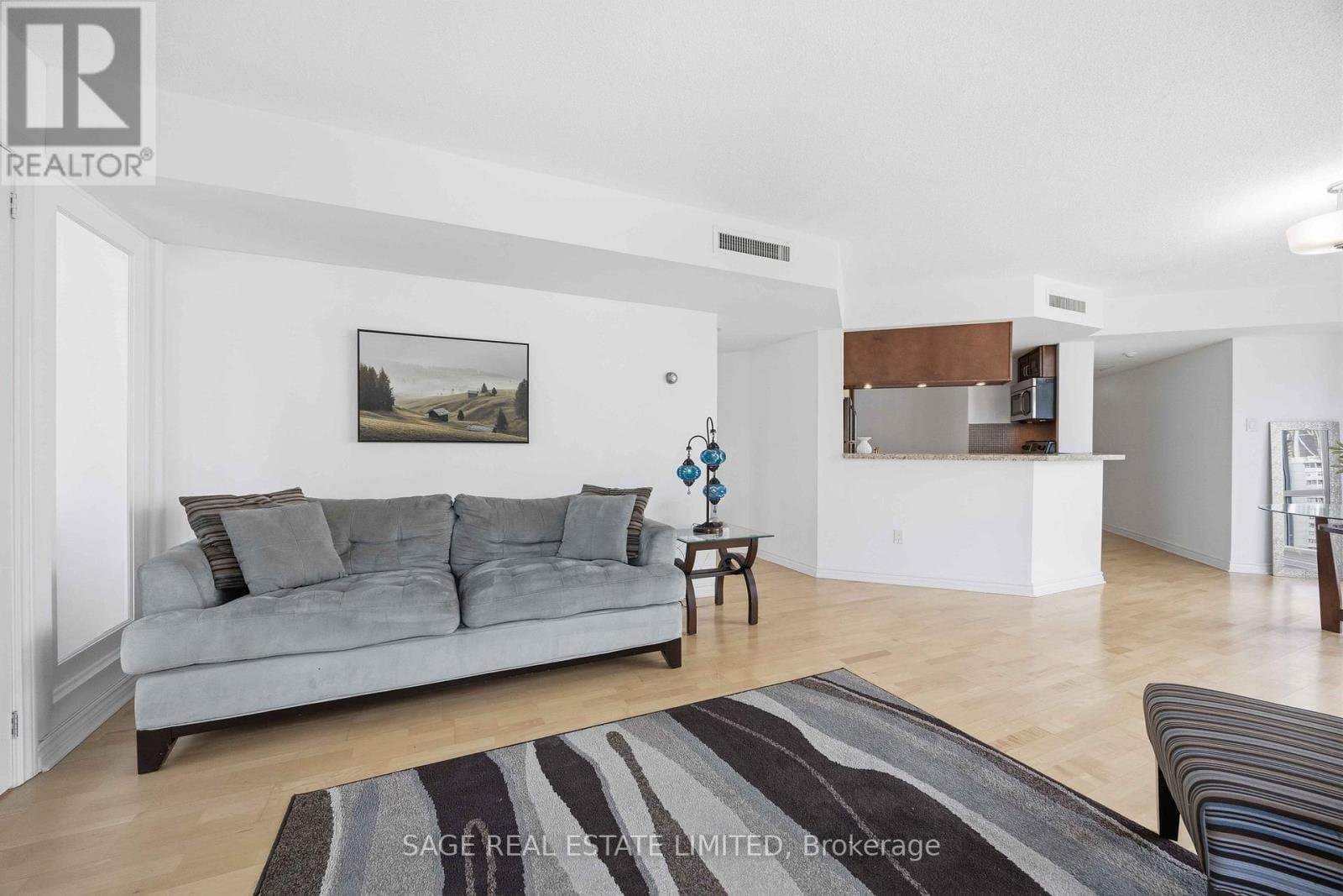 1001 Bay Street - Photo 3