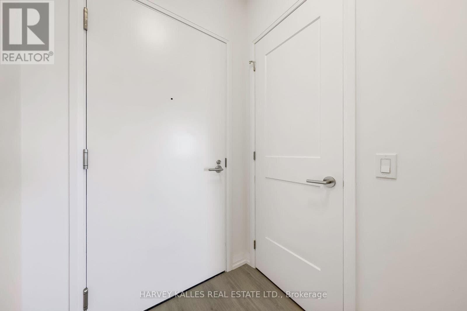 50 Dunfield Avenue - Photo 3
