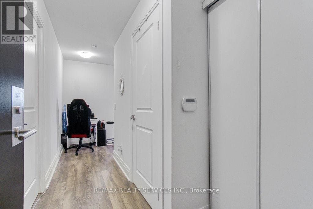 17 Zorra Street - Photo 3