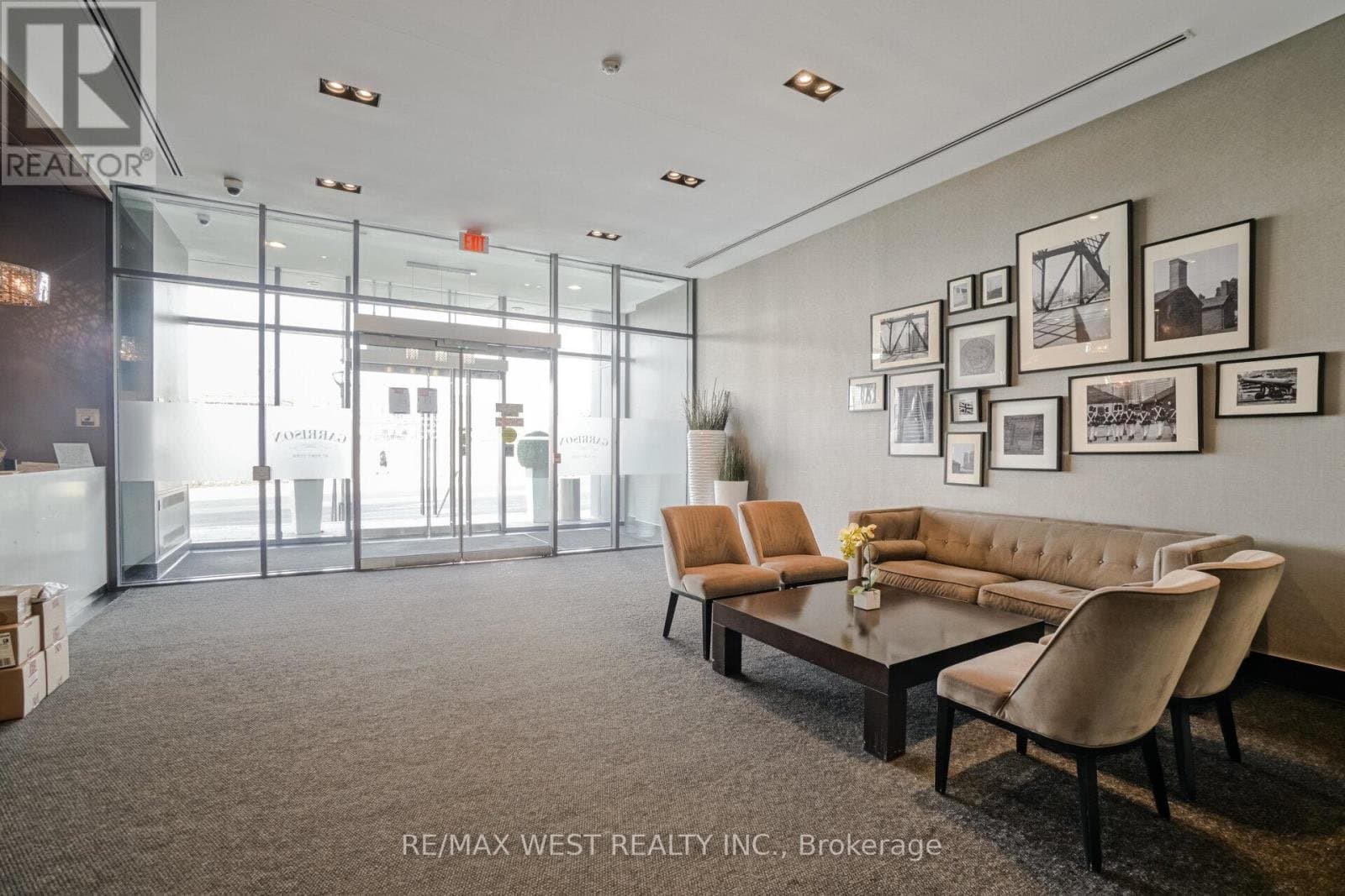 169 Fort York Boulevard - Photo 3