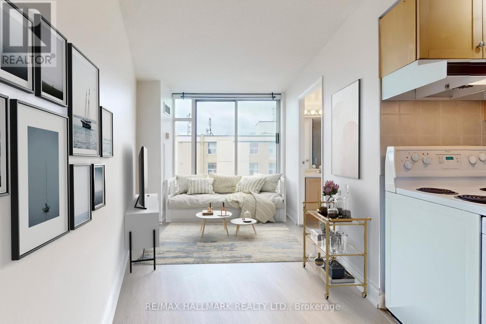 650 Queens Quay W