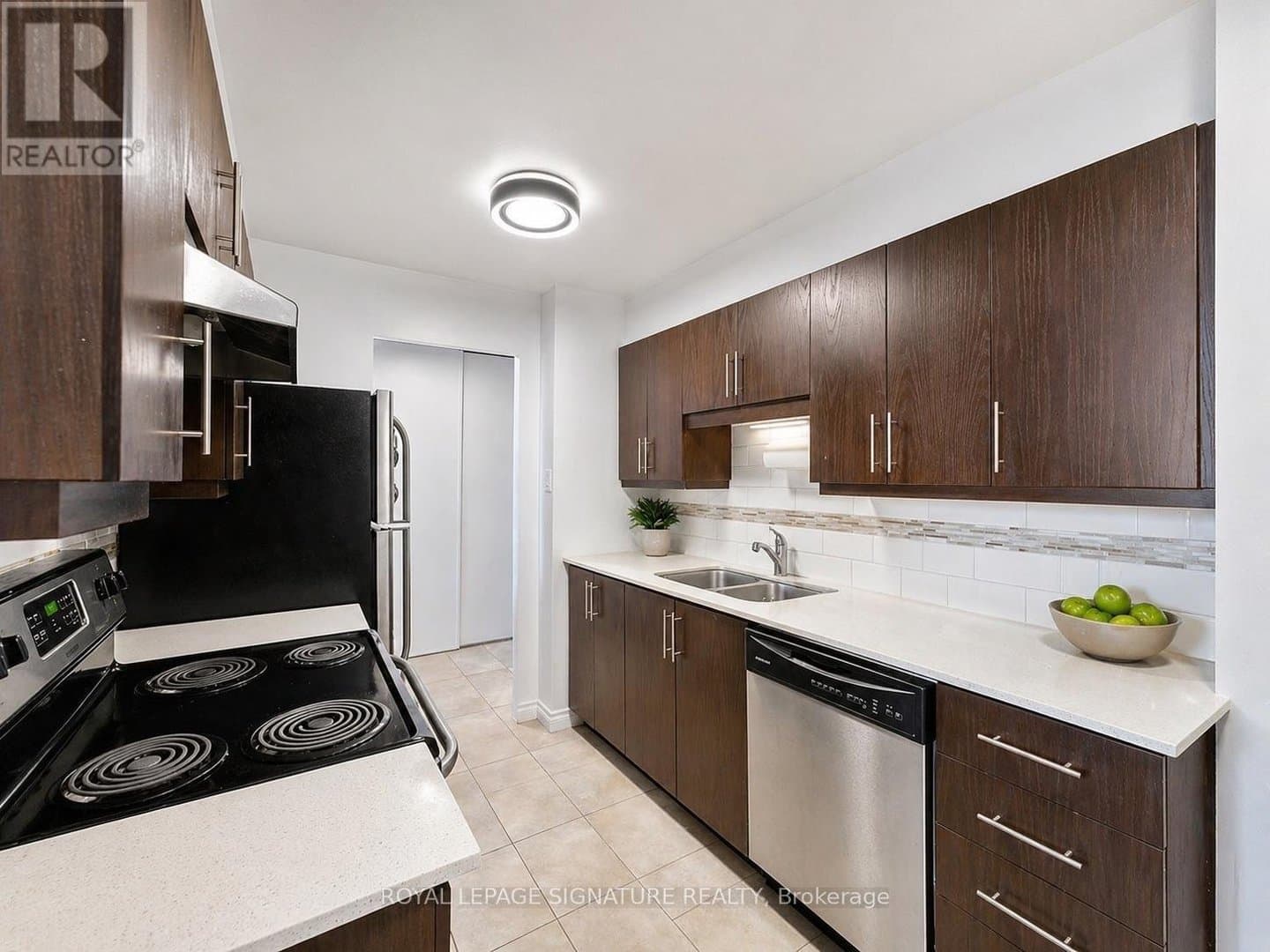 2825 Islington Avenue - Photo 3