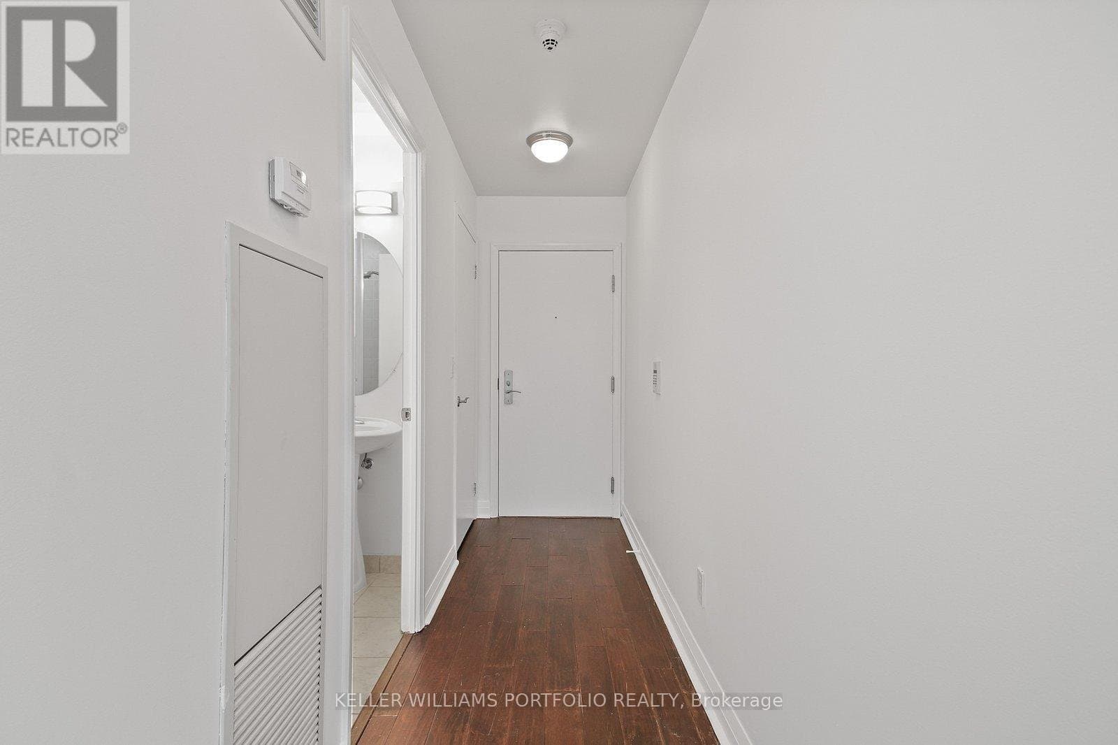 220 Victoria Street - Photo 3