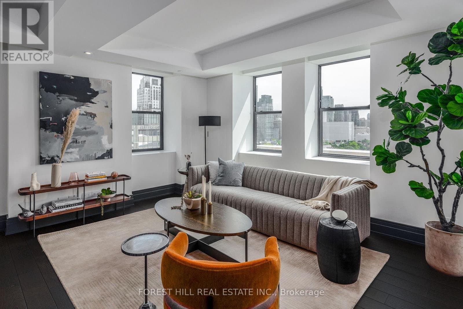 2 Avenue Road - Photo 3