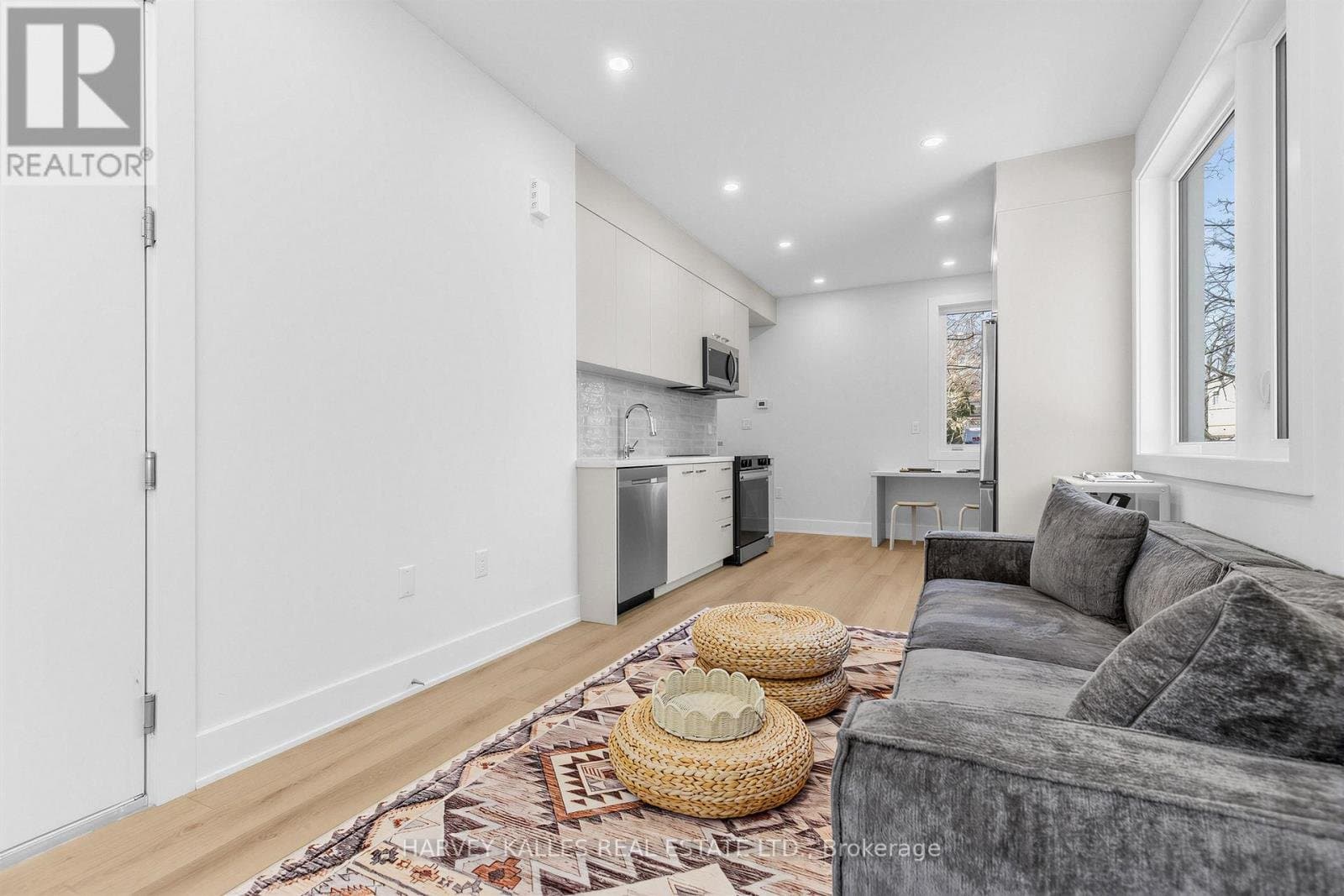 45 Bellevue Avenue - Photo 2