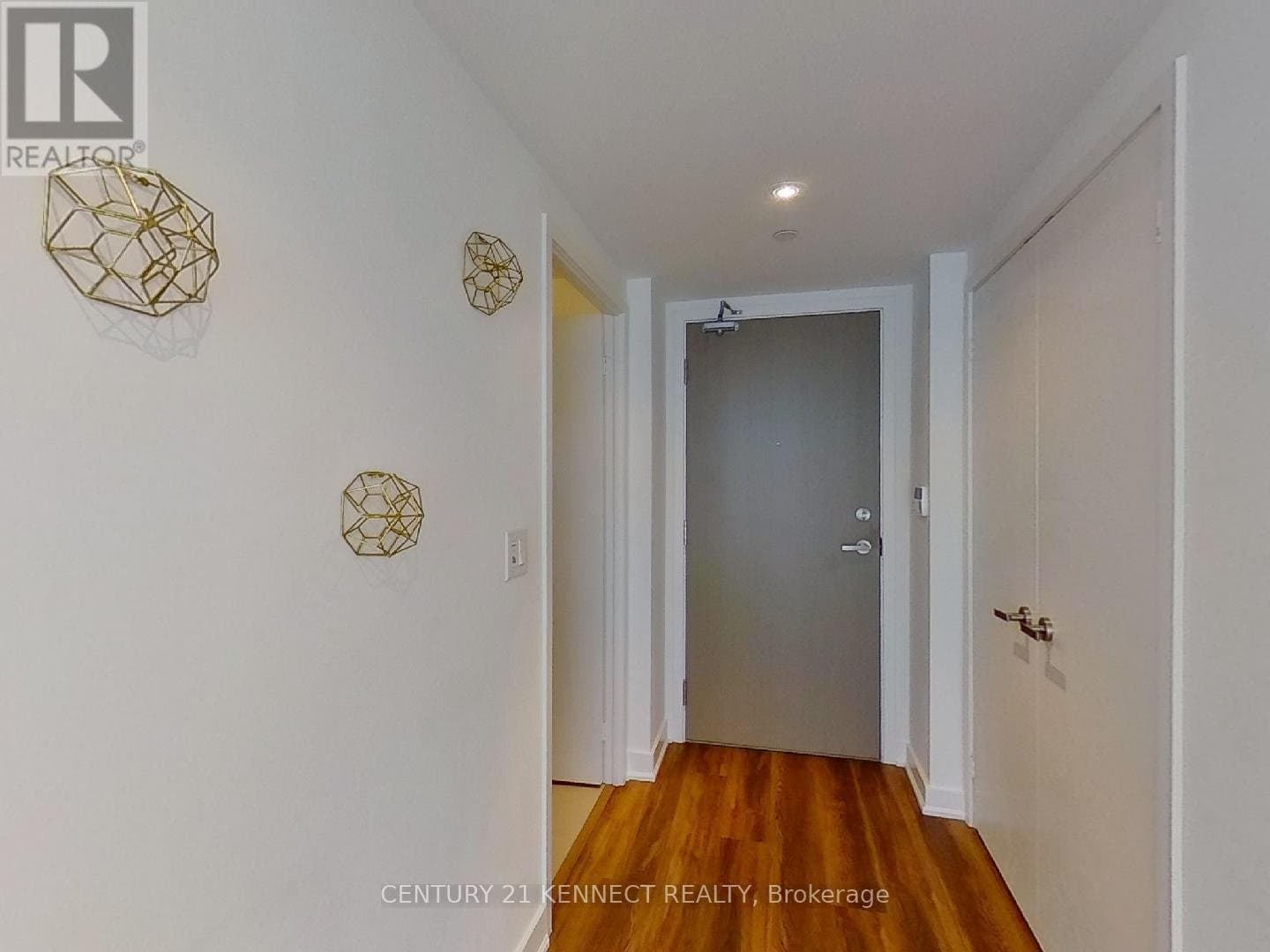 100 Harbour Street - Photo 4