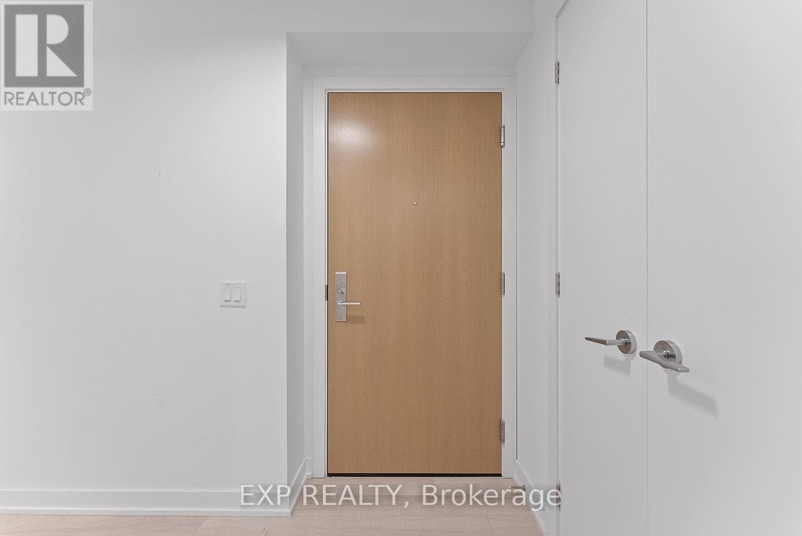 357 King Street - Photo 2