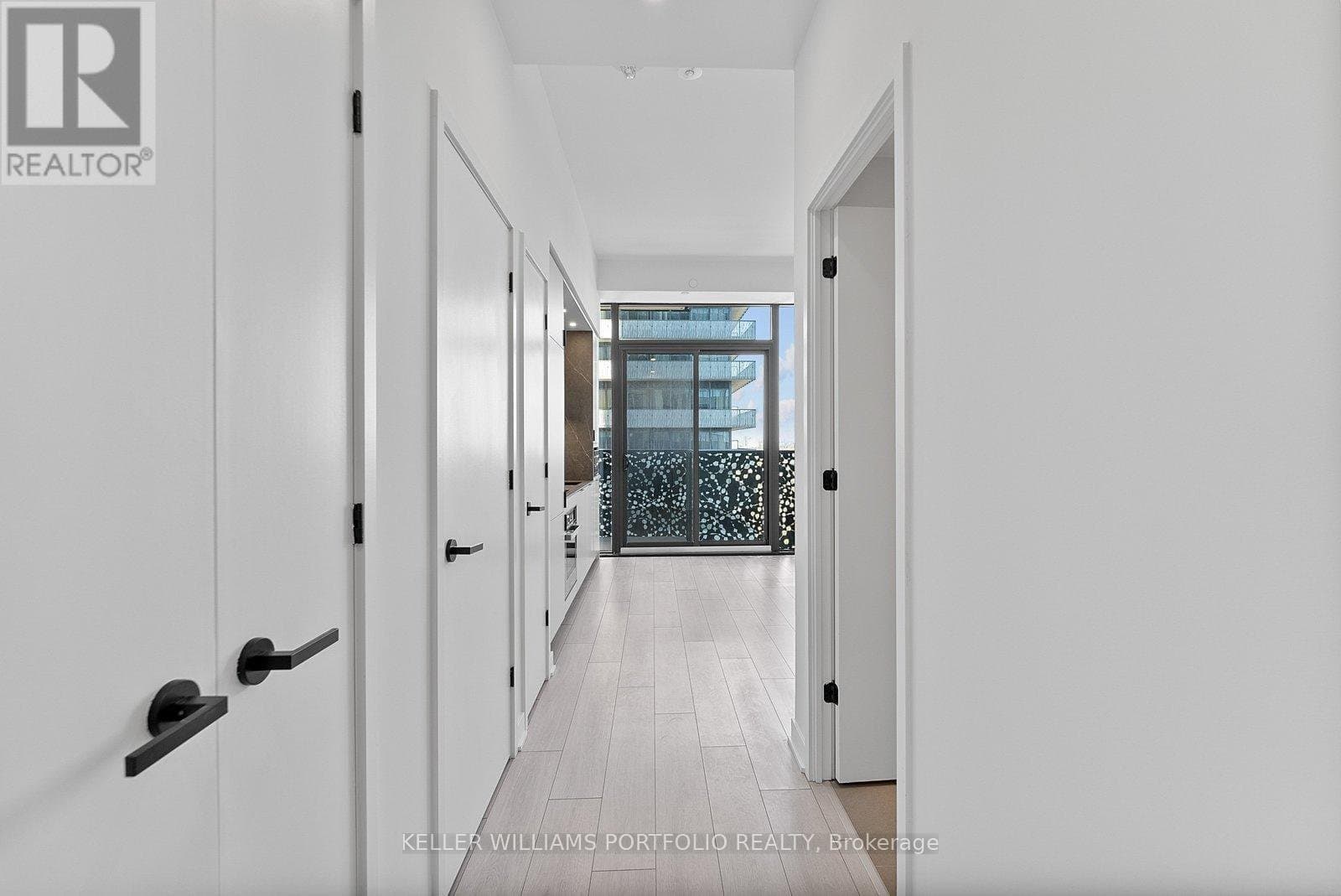 55 Charles Street - Photo 2