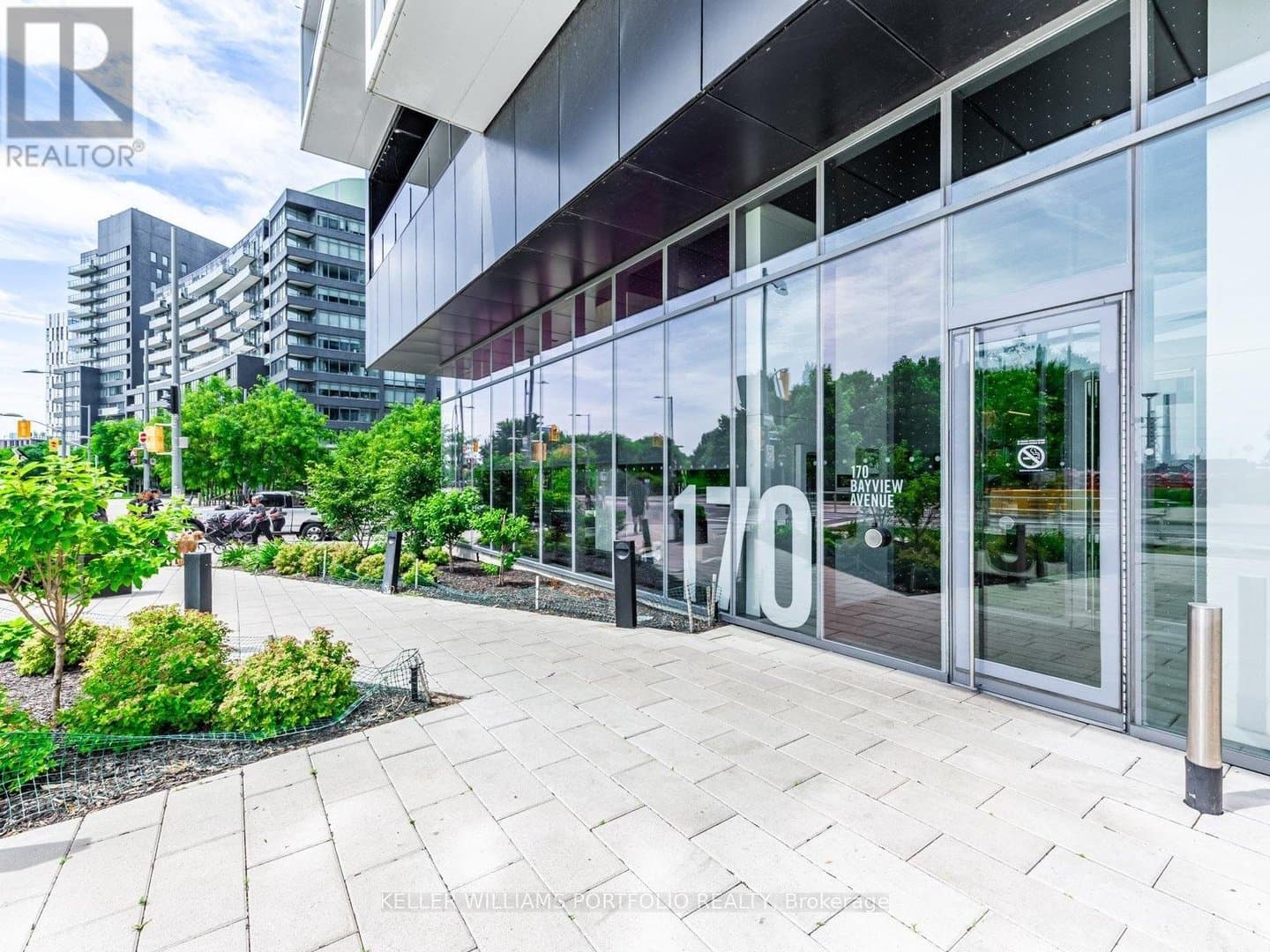 170 Bayview Avenue - Photo 2