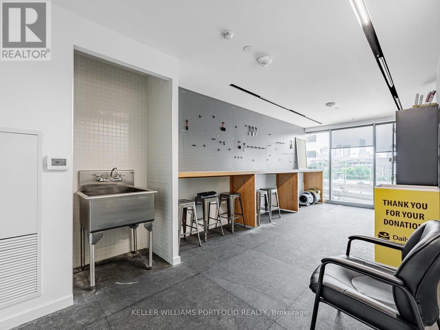 170 Bayview Avenue - Photo 3