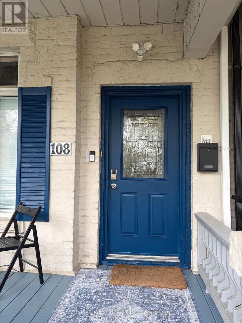 108 Springhurst Avenue - Photo 2