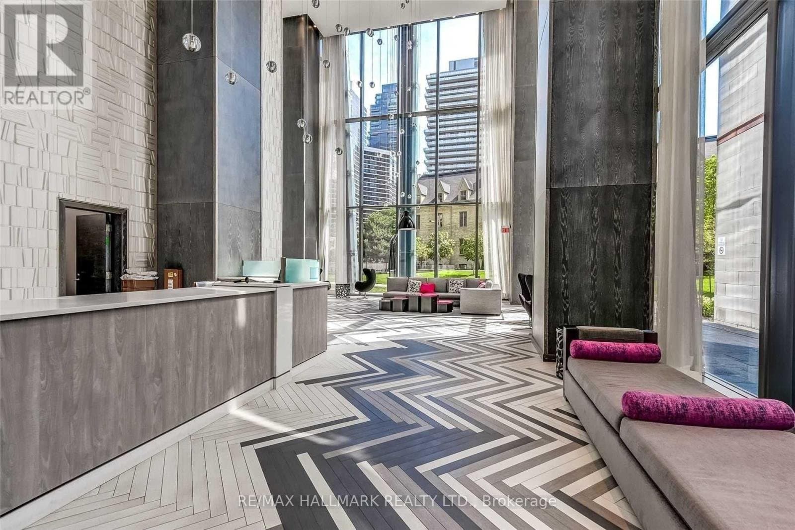 1080 Bay Street - Photo 4