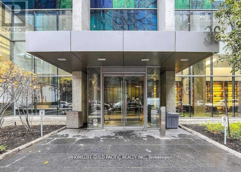 38 Grenville Street - Photo 2