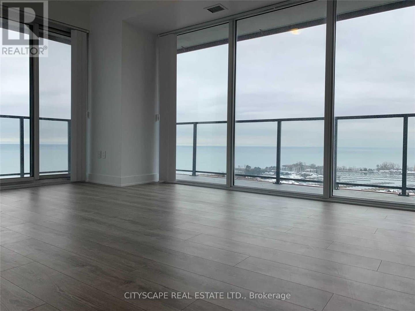 20 Shore Breeze Drive - Photo 4