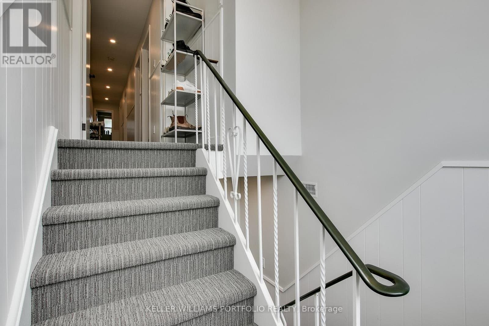 99 West Lodge Avenue - Photo 3