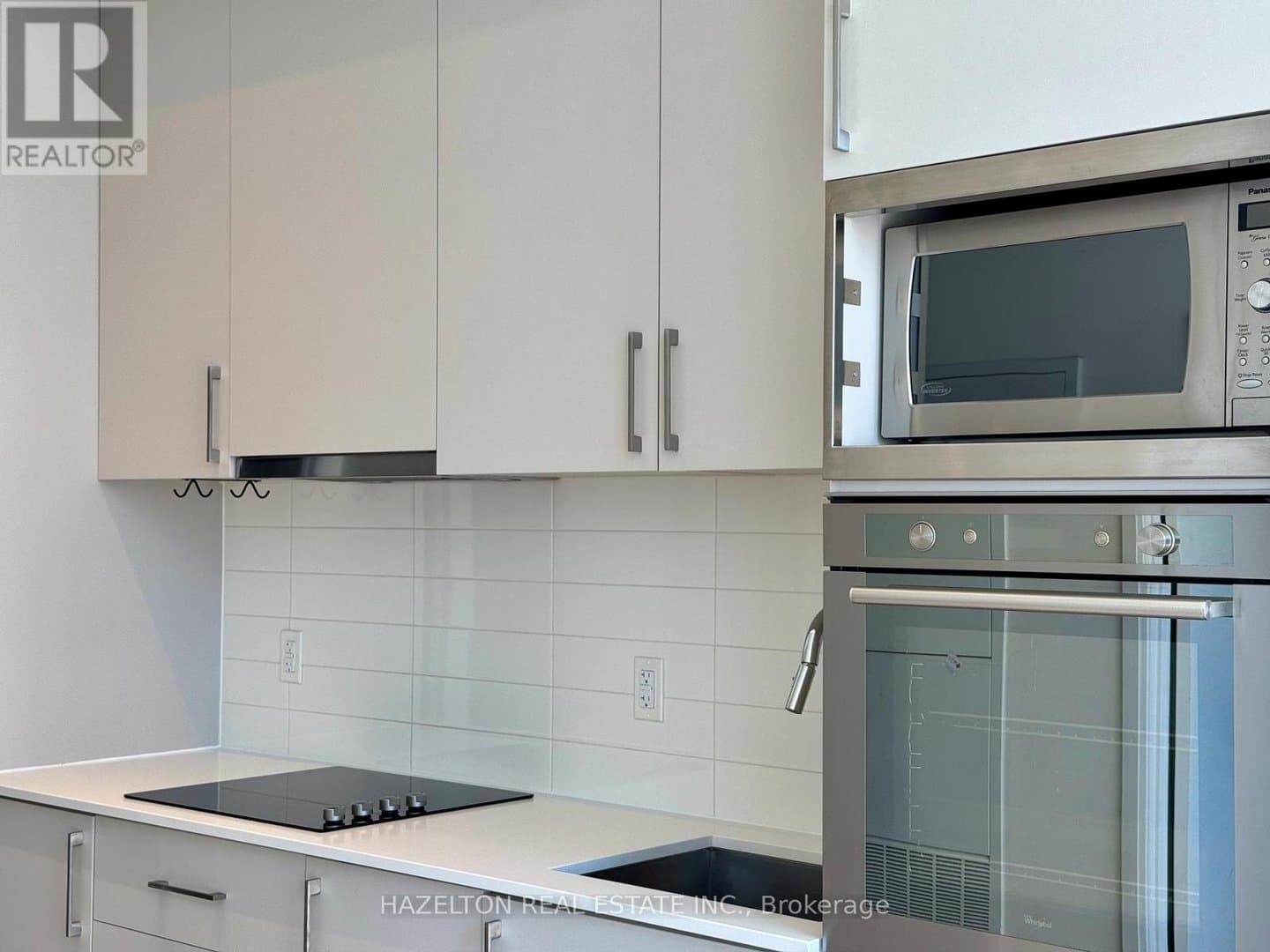 576 Front Street - Photo 2