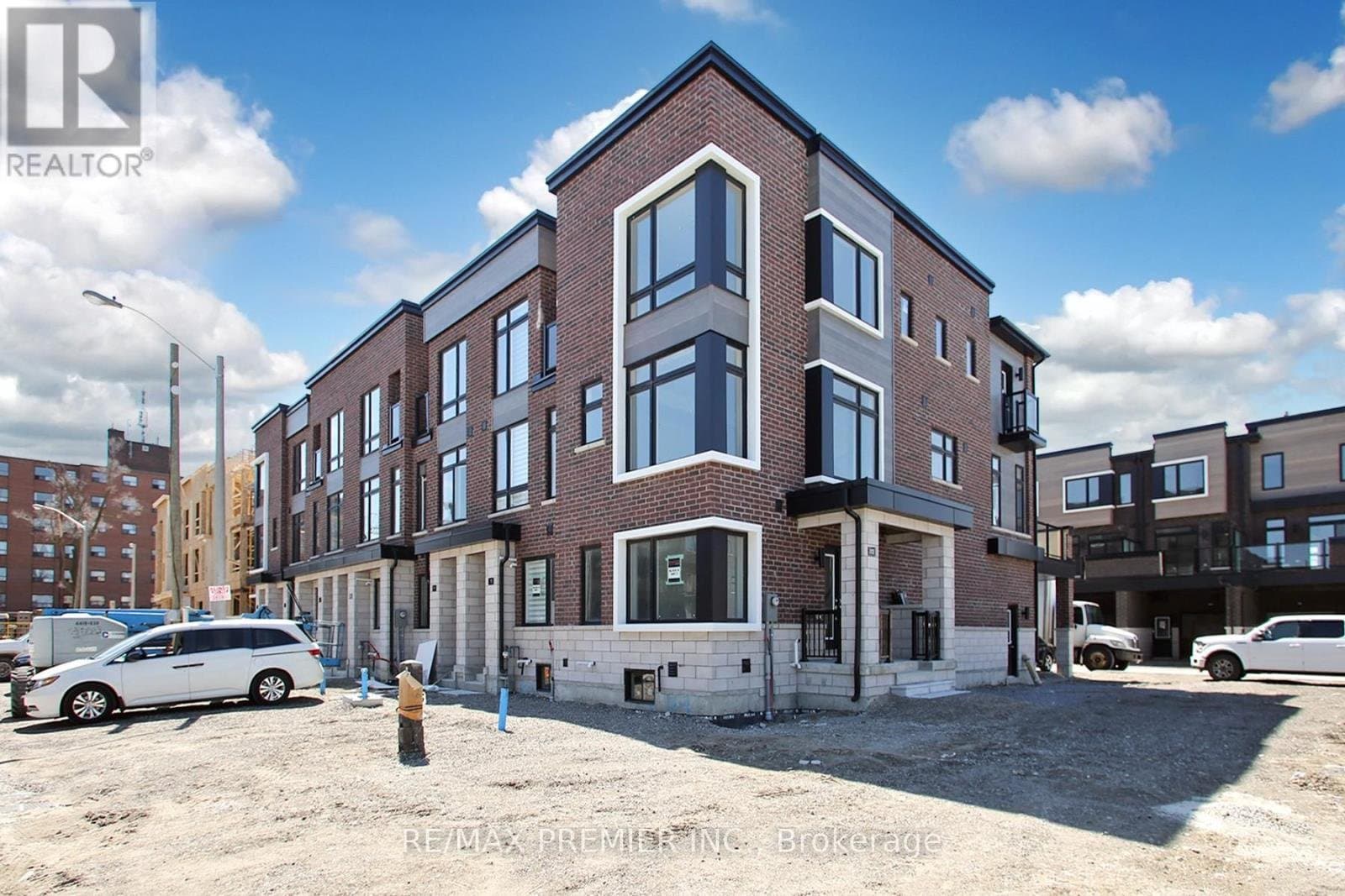 73 Akil Thomas Gardens - Photo 2