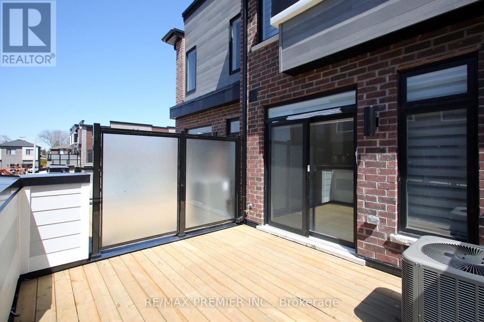 73 Akil Thomas Gardens - Photo 3