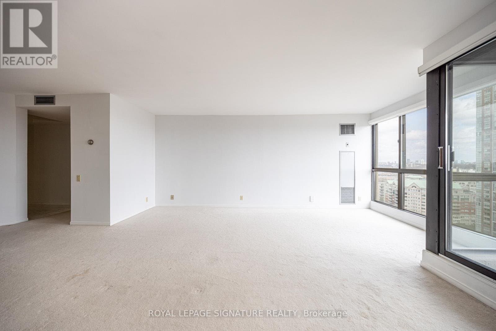 3 Concorde Place - Photo 4
