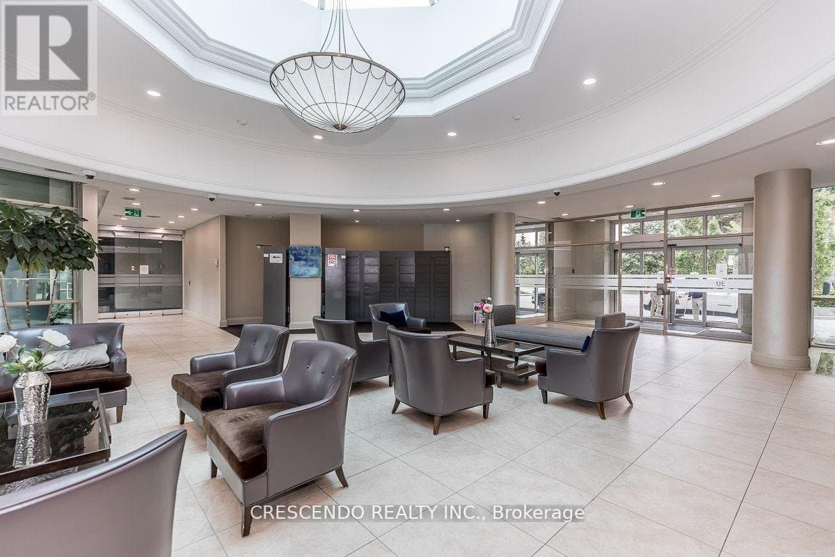 30 Harrison Garden Boulevard - Photo 4