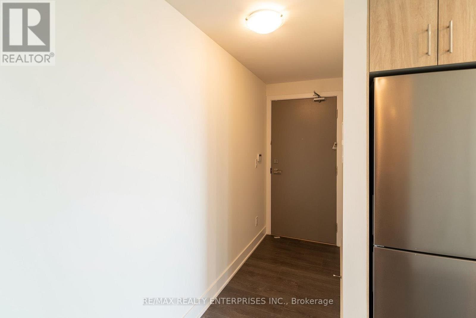 188 Fairview Mall Drive - Photo 3