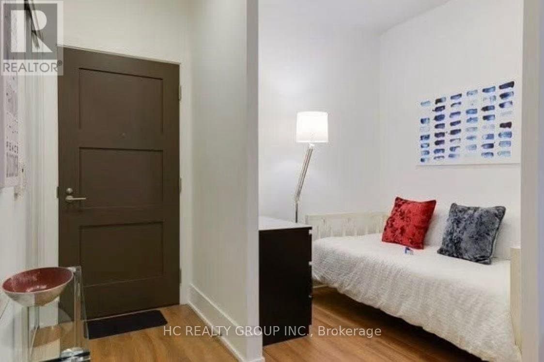 300 Front Street - Photo 3