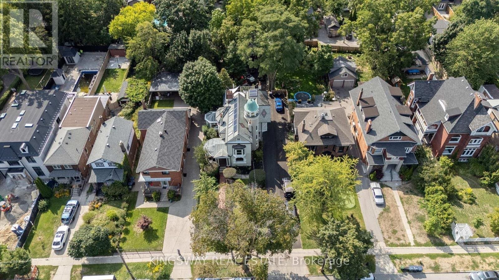 166 High Park Avenue - Photo 1