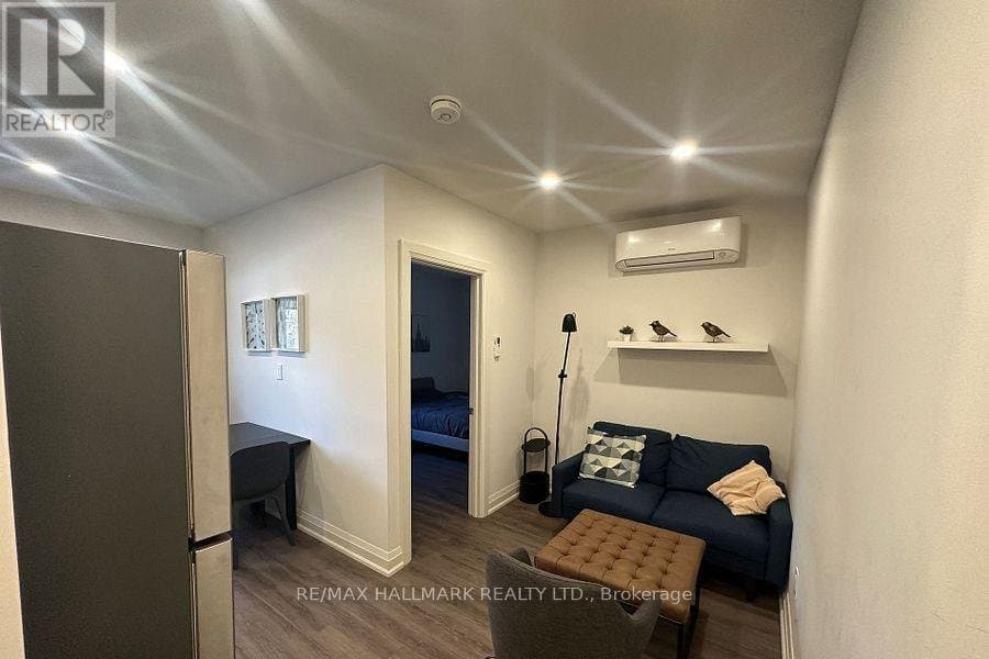 595 St Clair Avenue - Photo 1