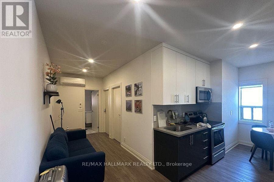 595 St Clair Avenue - Photo 3