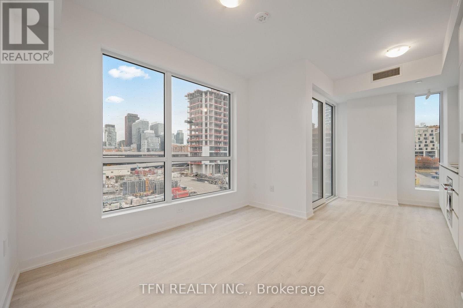 15 Richardson Street - Photo 2