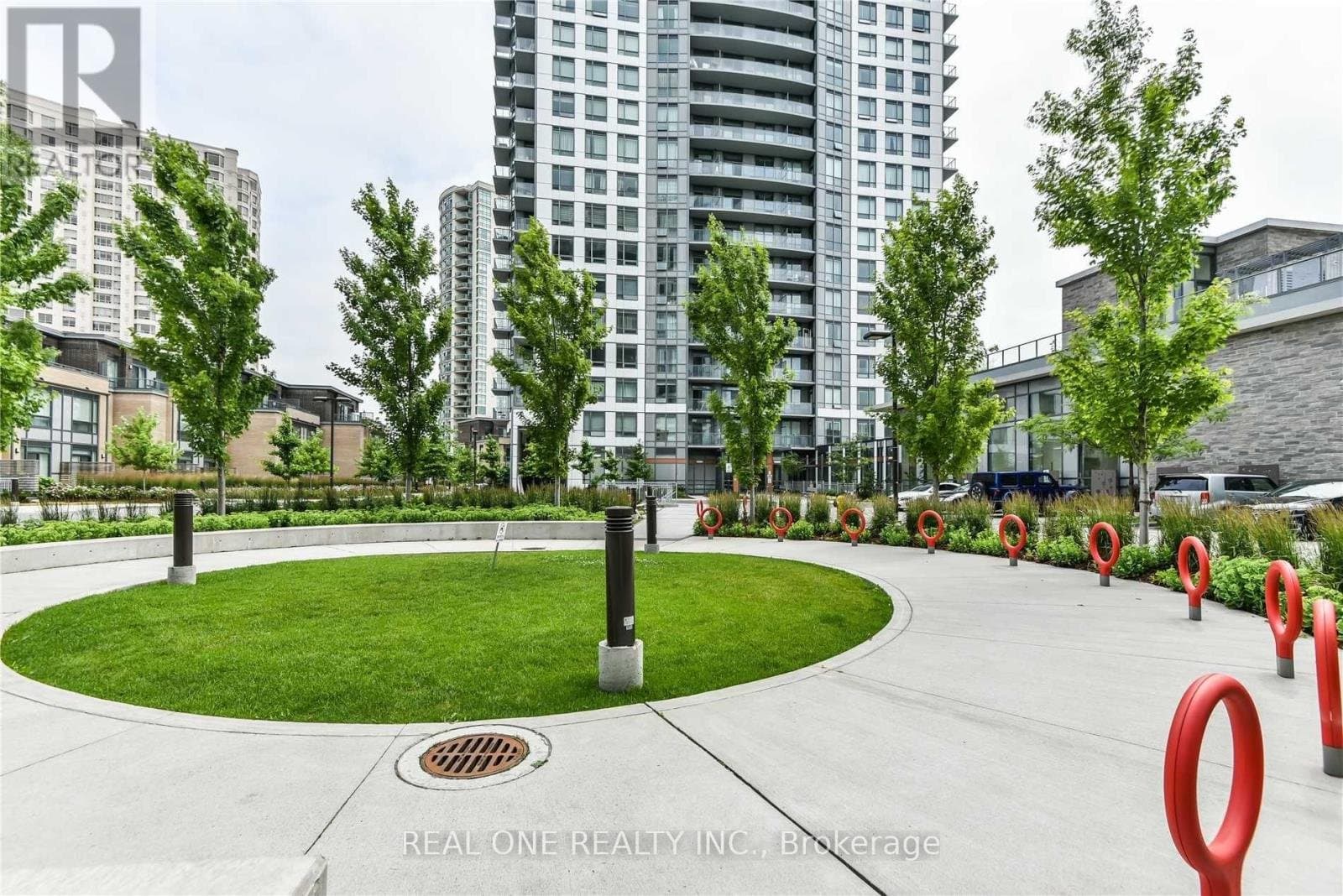 195 Bonis Avenue - Photo 2