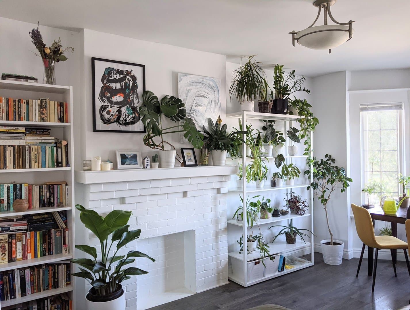 96 Uxbridge Avenue - Photo 1