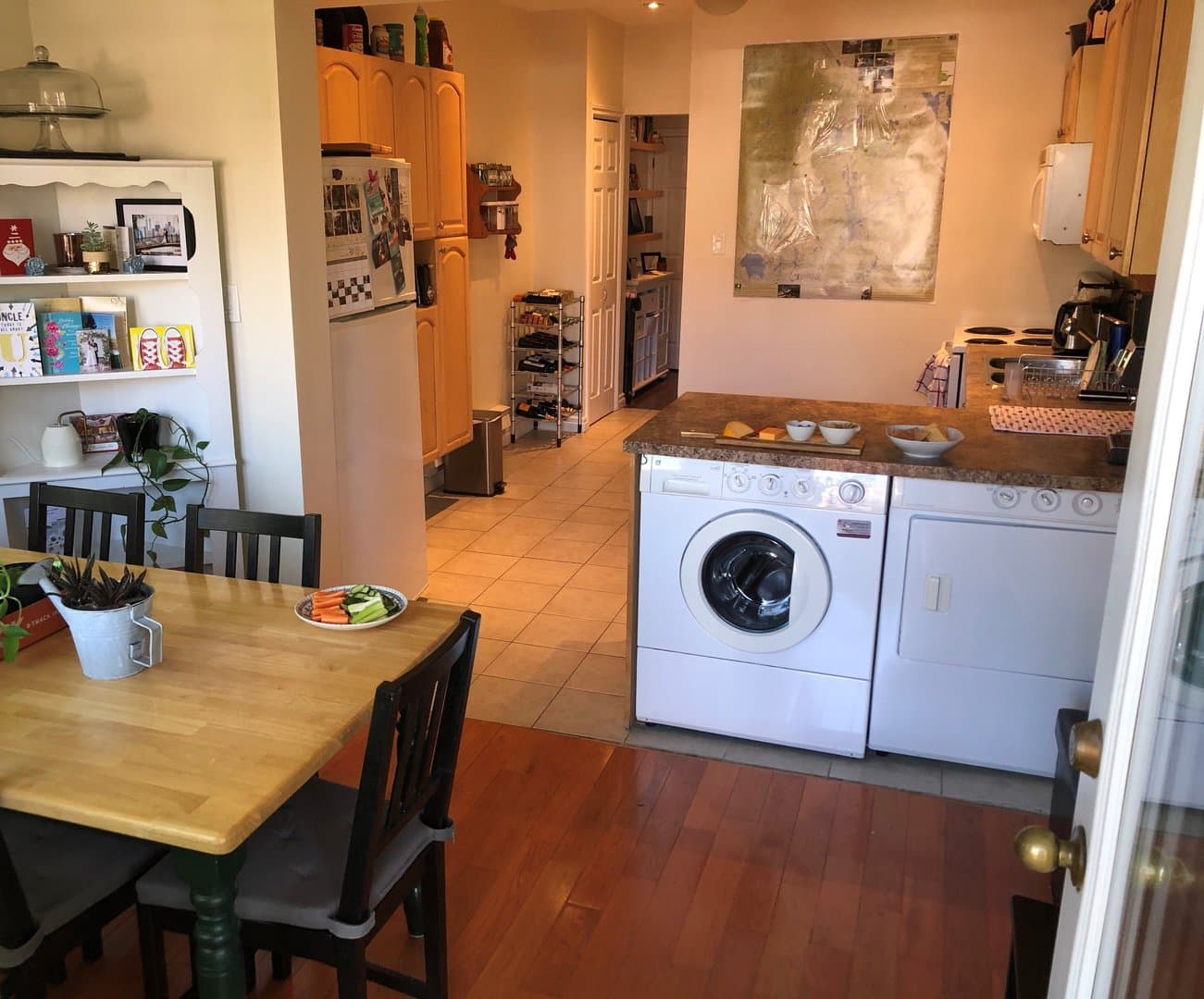 235 Leslie Street - Photo 4