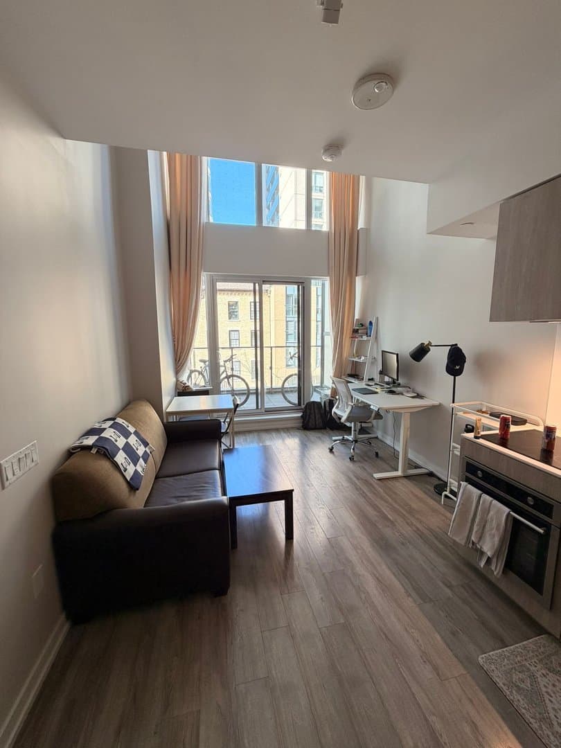 77 Shuter Street - Photo 2