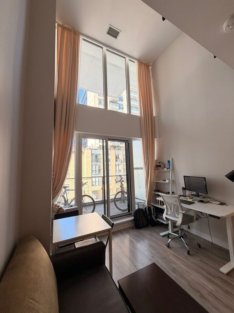 77 Shuter Street - Photo 1
