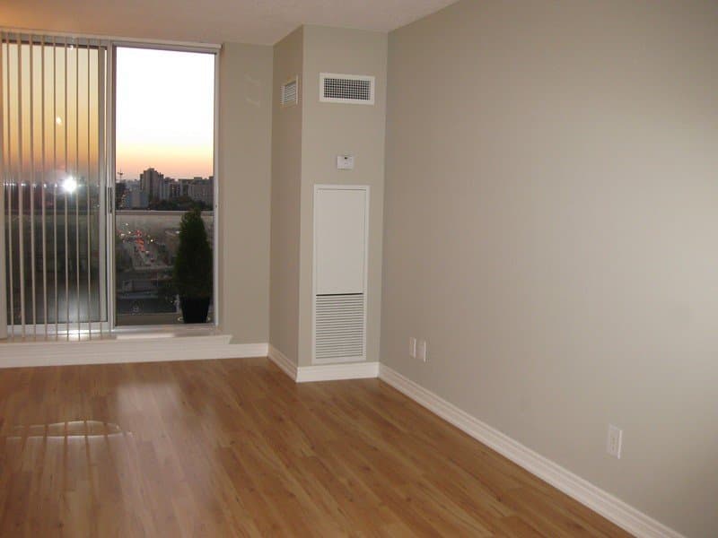 1369 Bloor Street West - Photo 4